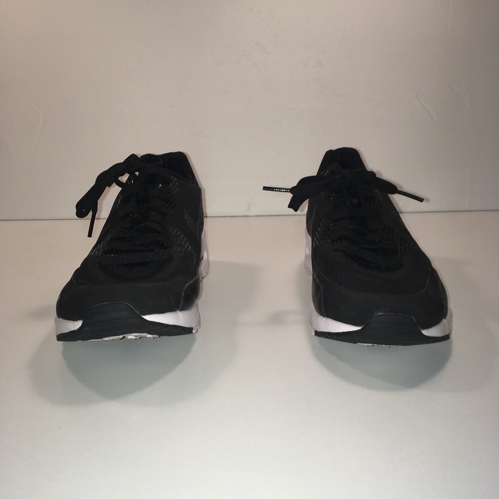 Nike Air Max 90 Ultra 2.0 in Black